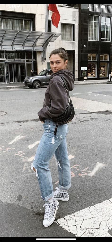 dior sneakers outfit